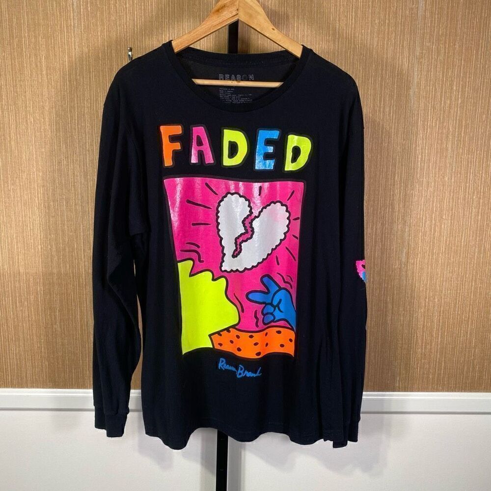Reason Clothing Mens Faded Graphic Heart Break Long Sleeve Shirt  Black Neon XL